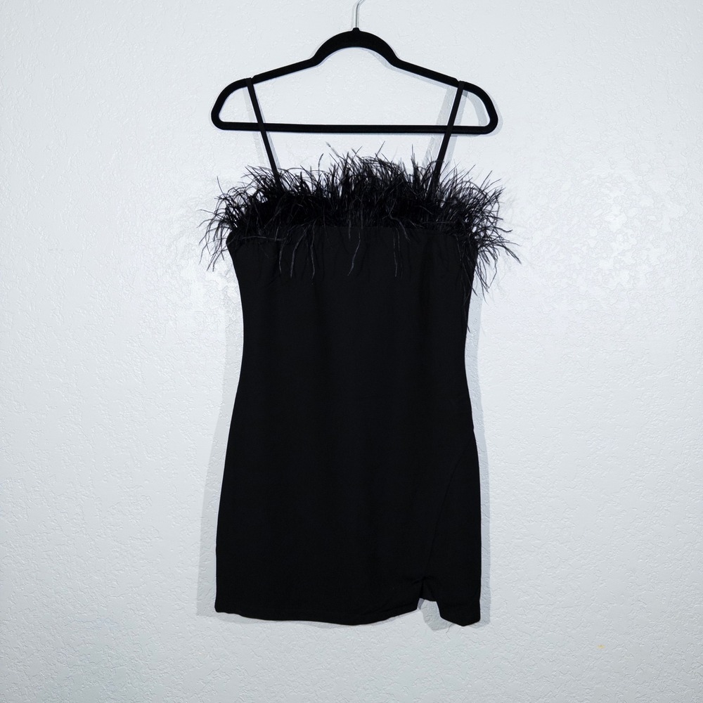 NWT Edit By Nine Black Feathered Bodycon Mini Dress Size Medium
